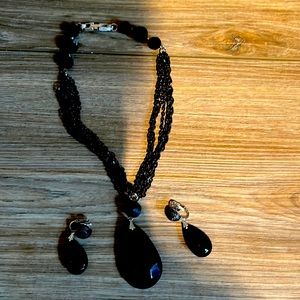 Necklace and earring